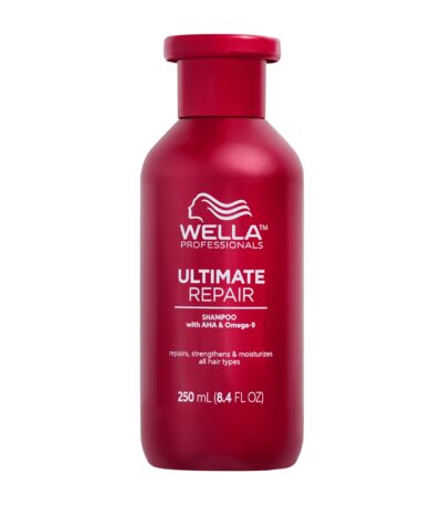 Wella Professional Ultimate Repair Shampoo 250ml Ανάλαφρο κρεμώδες σαμπουάν για πολύ ταλαιπωρημένα μαλλιά, βαθύ καθαρισμού με ελαφριά αφρίζουσα φόρμουλα