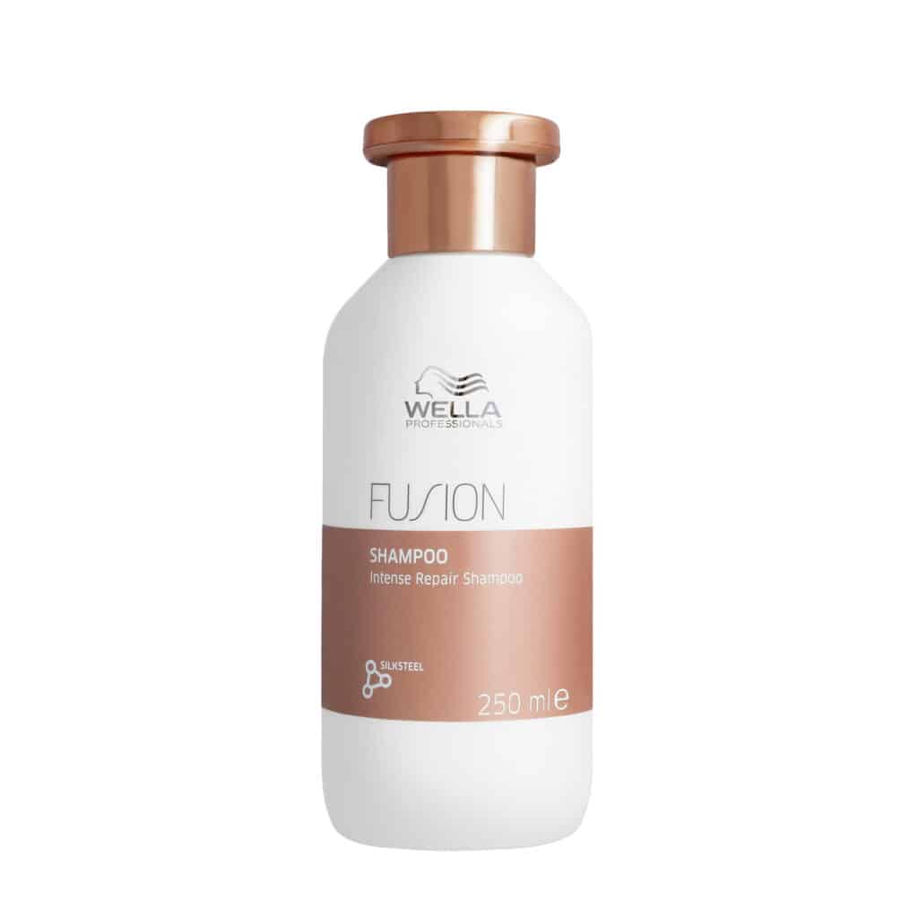 Wella Professional Fusion Shampoo για Ταλαιπωρημένα Μαλλιά Εμπνευσμένο από τον μεταξένιο ιστό της αράχνης, μία από τις ανθεκτικότερες ίνες