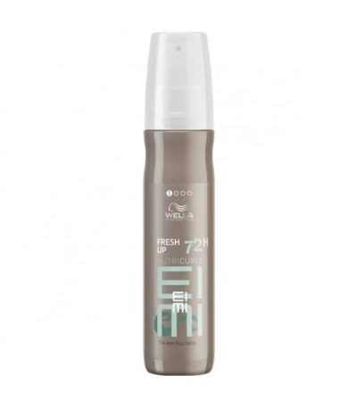 Wella Professional EIMI NutriCurls Fresh Up Spray ανανέωσης για μπούκλες. Φρεσκάρετε τις μπούκλες σας χαρίζοντάς τους σχήμα και μια δόση λάμψης χωρίς φριζάρισμα