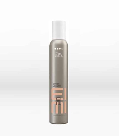Wella Professionals EIMI Extra Volume 300ml Στεγνώστε δημιουργώντας υπέροχο όγκο με δυνατό κράτημα. Strong Hold Volumising Mousse ΒΑΘΜΟΣ ΚΡΑΤΗΜΑΤΟΣ 3