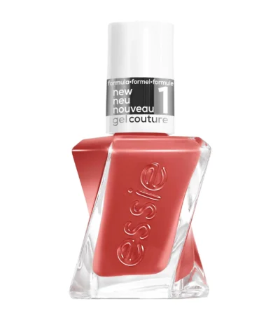 Essie Gel Couture 549 Woven At Heart 13,5ml Εssie Gel Couture βερνίκι νυχιών για αποτέλεσμα σαν gel χωρίς την χρήση λάμπας UV. Νέα σύνθεση που χαρίζει γυαλιστερή λάμψη και διάρκεια έως και 15 ημέρες. Ένα μακράς διάρκειας, vegan βερνίκι νυχιών σε ένα ουδέτερο πορτοκαλί- κεραμειδί χρώμα με ροζ υποτόνους.